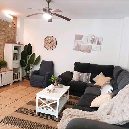 Vila El Membrillar La Carlota Exteriér fotografie